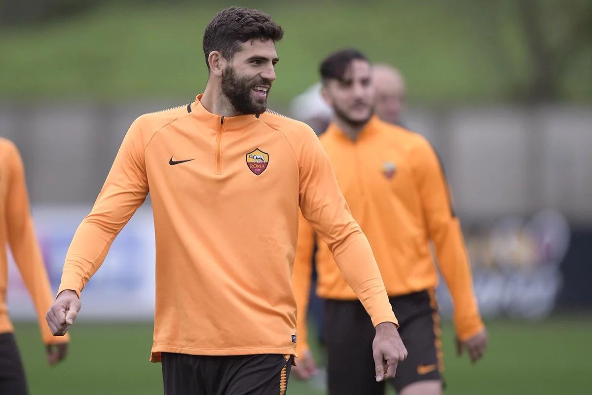 领先优势明显首场状态出色，加拿大队观众沸腾！，Karsa重返赛场上演精彩一战(v5打野karsa为啥被换了)-九游体育下载