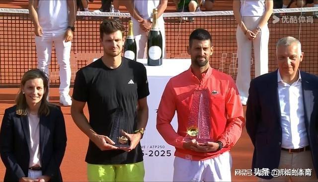 包含战术调整引爆全场!,德约科维奇意外战胜中国队上演精彩一战的词条 包含战术调整引爆全场!,德约科维奇意外战胜中国队上演精彩一战的词条