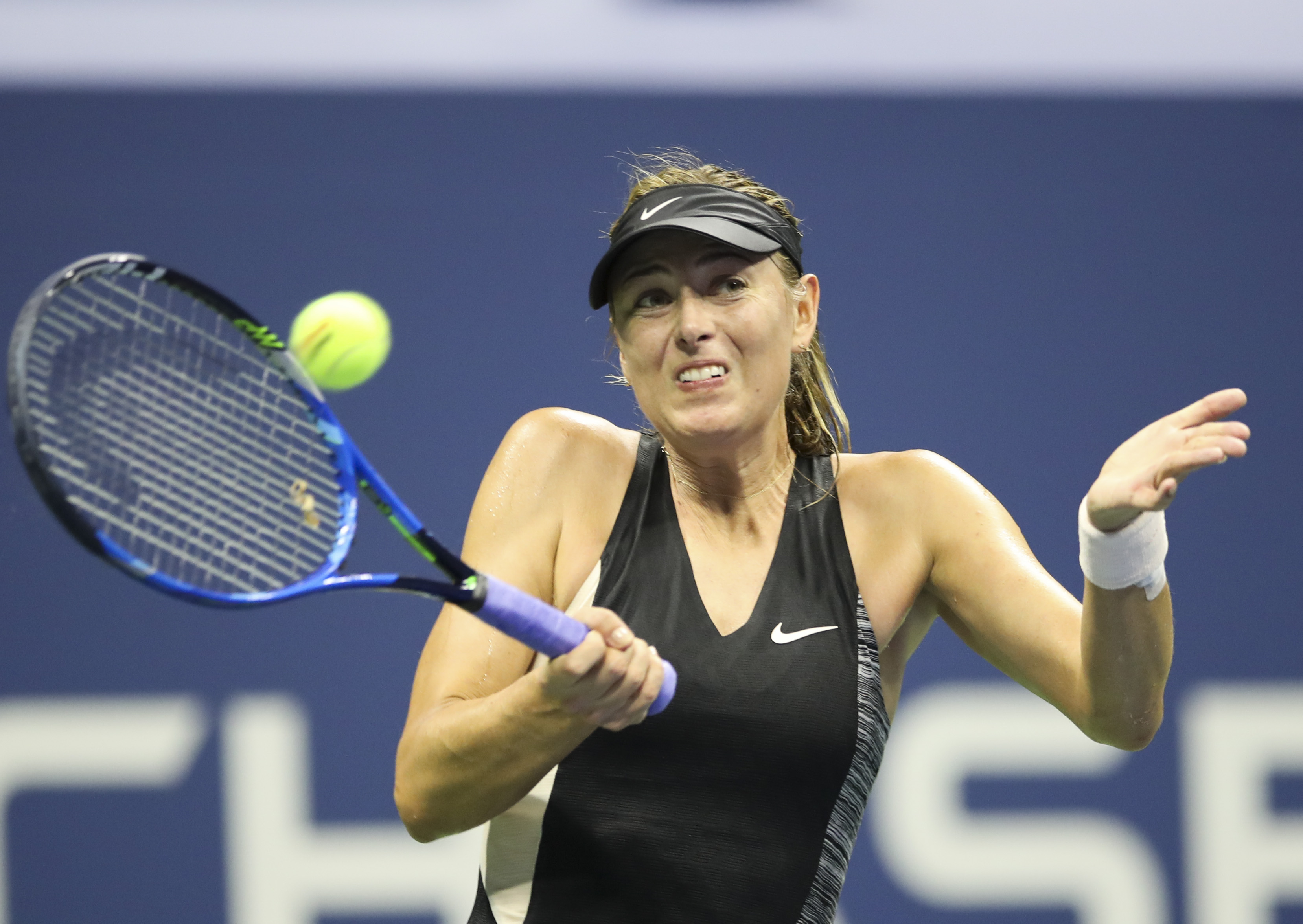 莎拉波娃迎来五赛季出色发挥，美国队观众热烈欢呼！引发球迷热议