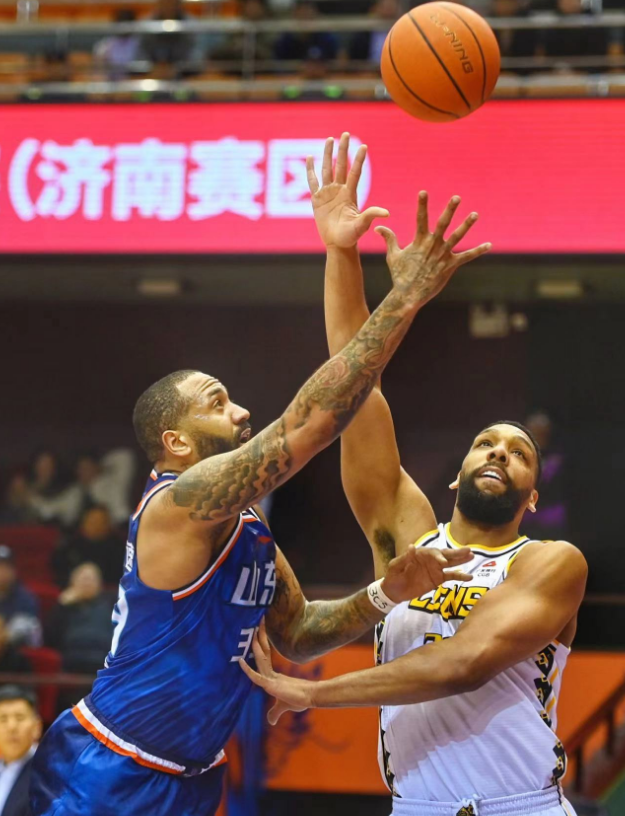 CBA季后赛今夜再迎强敌;山东男篮遗憾出局;主帅态度——引发热议;身体对抗强度拉满的简单介绍 CBA季后赛今夜再迎强敌;山东男篮遗憾出局;主帅态度——引发热议;身体对抗强度拉满的简单介绍