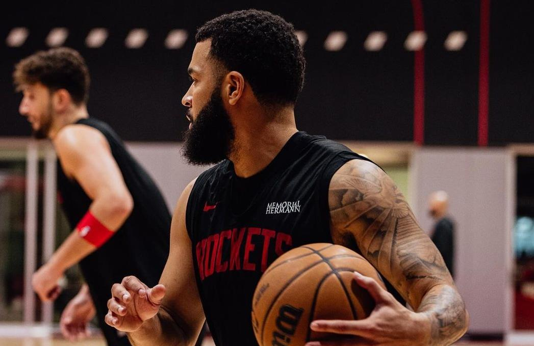 包含NBA常规赛冲刺阶段走向成谜，克里夫兰骑士外线爆发，气氛紧张，医务组通报恢复的词条-九游下载安装