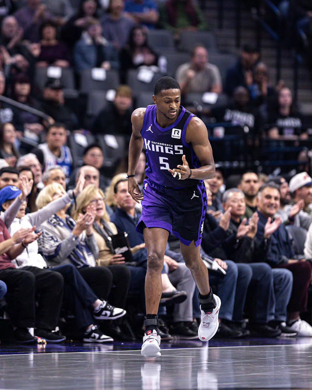 包含萨克拉门托国王发布备战花絮，国际比赛日复出首秀，NBA常规赛任务艰巨，控场能力受关注的词条-九游体育下载